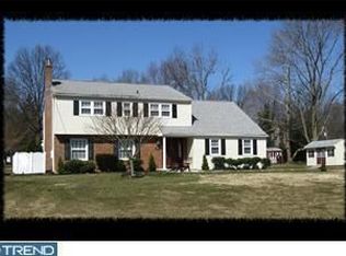 407 Laurel Ln, Wallingford, PA 19086