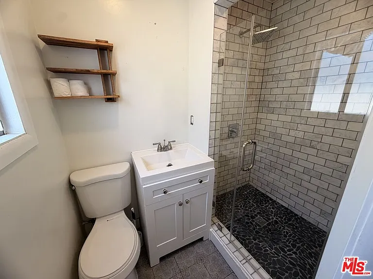 10103 Washington St — Photo 6