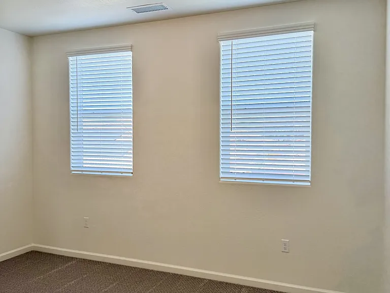 1473 Concord Way — Photo 45