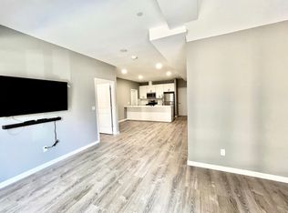 37 Center St #2D, New Haven, CT 06510