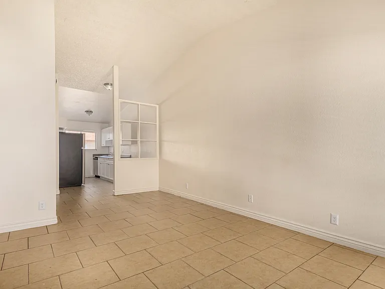 260 W 8th Ave #173 — Photo 2