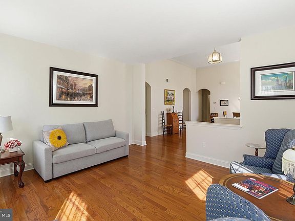 4th image of 65 Mission Way