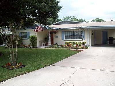 1st image of 427 Boger Blvd N