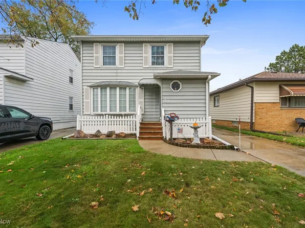 33 William St, Bedford, OH 44146