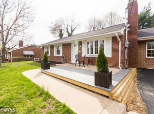 6207 Everglades Dr #211, Alexandria, VA 22312