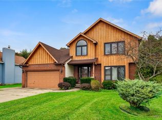 7199 Winbert Dr, North Tonawanda, NY 14120
