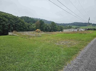 17 Ben Bryan Blvd, Grafton, WV 26354