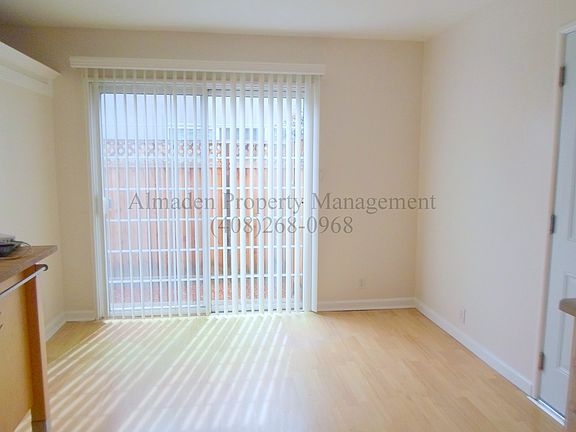 4th image of 4824 Banberry Way