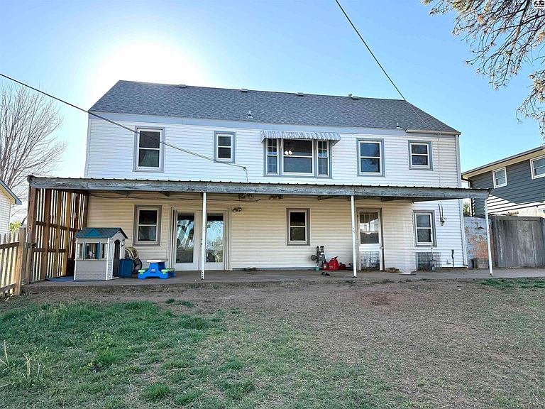 Listing photo 3