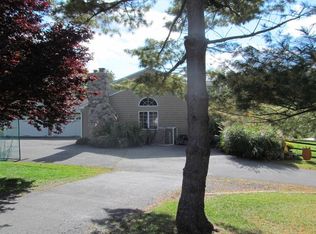 124 Crosskeys Dr, Garnet Valley, PA 19060
