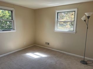 247 Merritt Ave FLOOR 2, Bergenfield, NJ 07621