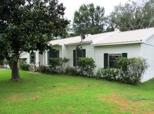 1009 Richardson Dr, Henderson, TX 75654