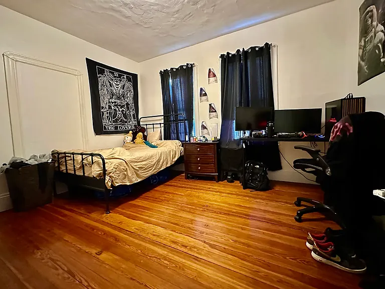 535 Washington St #2B — Photo 6