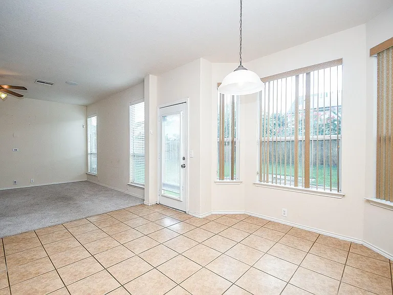 3015 Darby Brook Dr — Photo 8