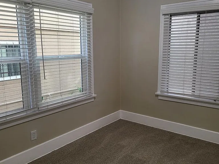 325 Cherry Ave — Photo 17