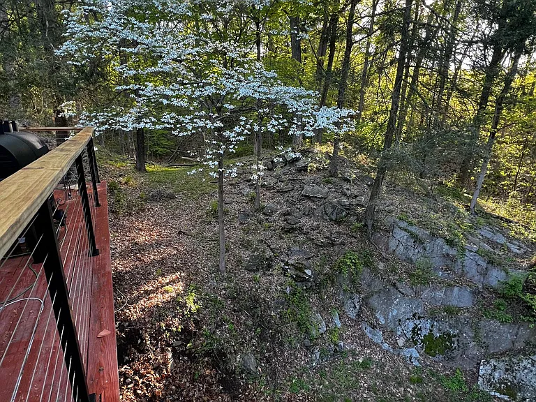 73 Hemlock Rd — Photo 8