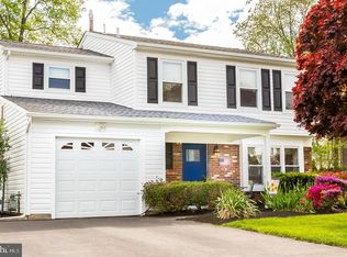 9 Berkshire Dr, Howell, NJ