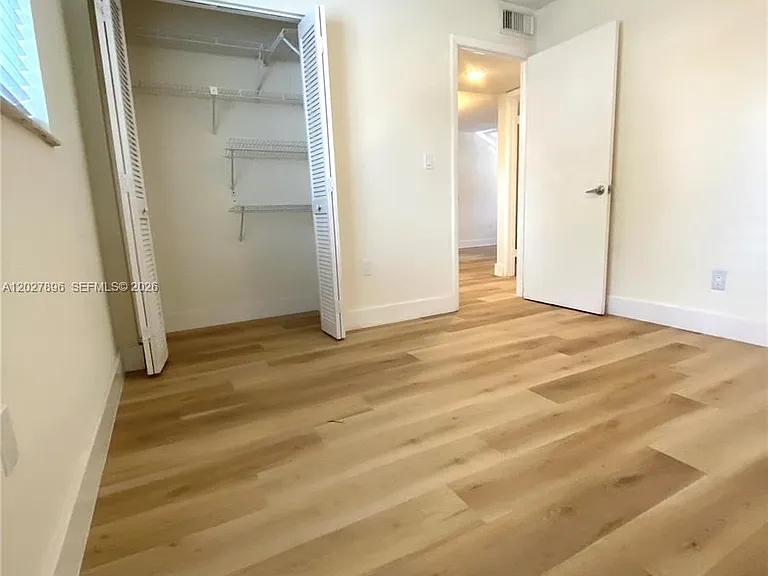 2212 W 74th St #101-28 — Photo 29