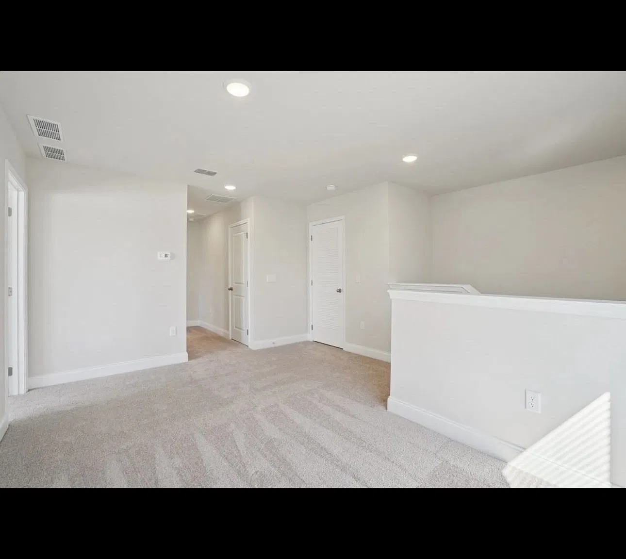 133 Dahlia Dr — Photo 1