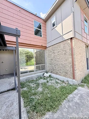 3 bed, 2.5 bath, 1445 sqft, $2,195 — Photo 3