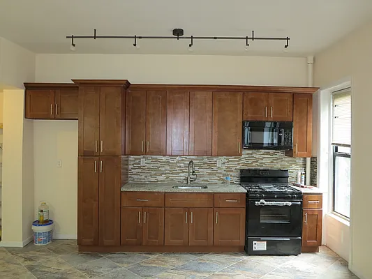 Rented by Target Realty Group | media 15