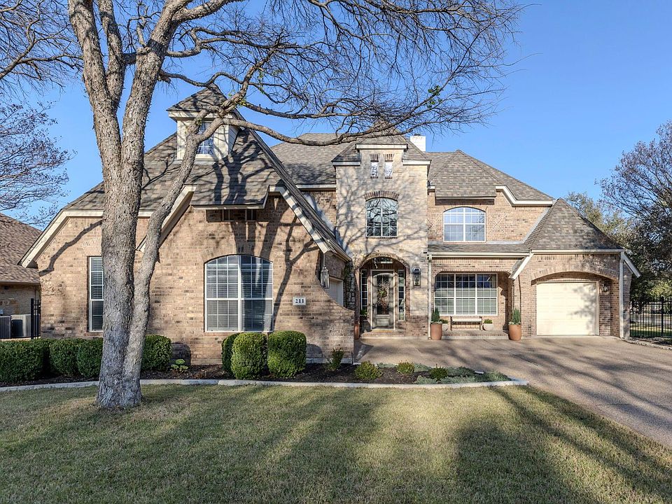 1st image of 211 Lancaster