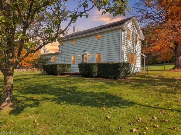 9076 Plymouth St, Hanoverton, OH 44423