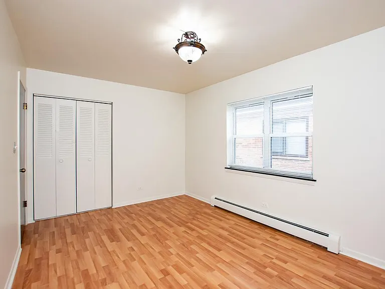 10483 Touhy Ave #2W — Photo 10