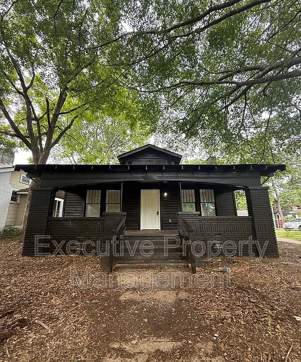 1st image of 601 41st St