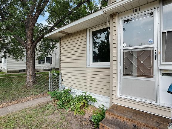 3rd image of 1011 Fremont Ave