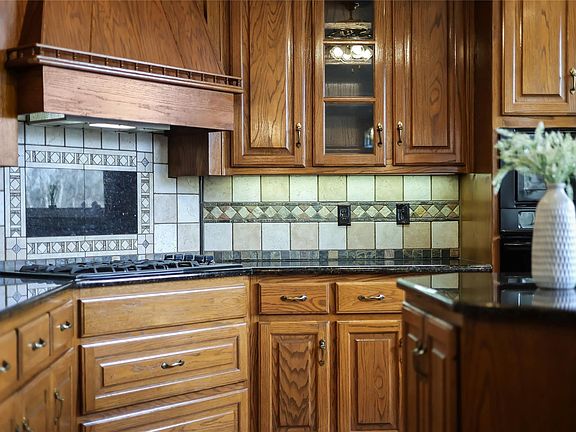 5th image of 17706 N Rim Dr