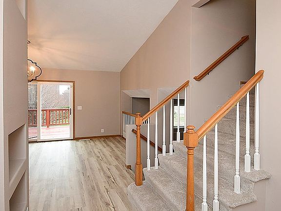 5th image of 2807 Yorktown St
