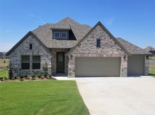 1041 Hickory Ln, Howe, TX 75459