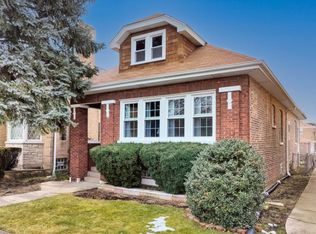 2950 N Mont Clare Ave, Chicago, IL 60634