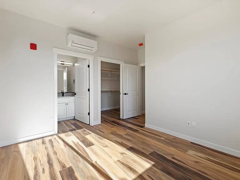 318 N Arthur St #A — Photo 27