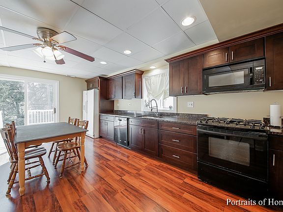 5th image of 305 S Wilmette Ave