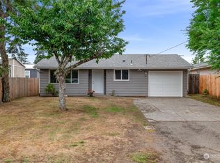 913 G St, Westport, WA