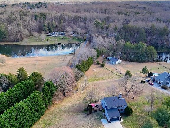 3rd image of 6106 Pintail Ct