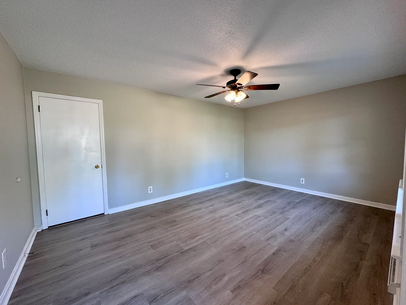 3 bed, 1540 sqft, $1,995 — Photo 3