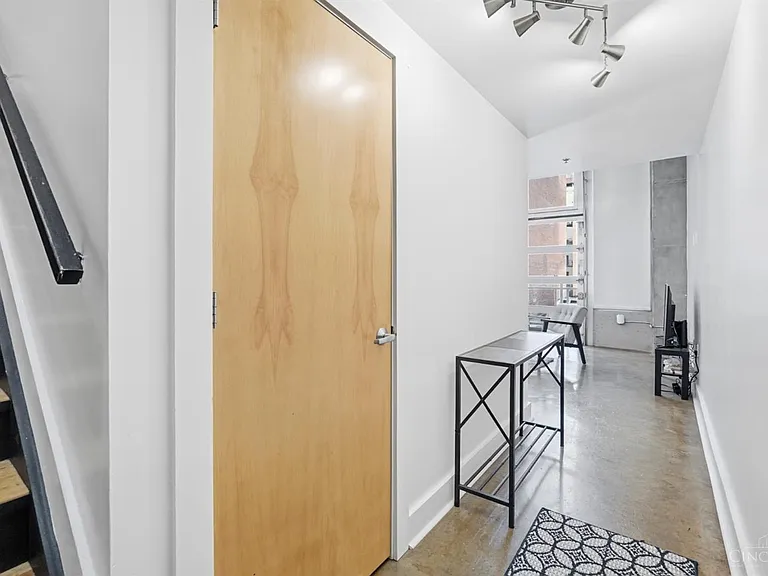 353 W 4th St #209 — Photo 16