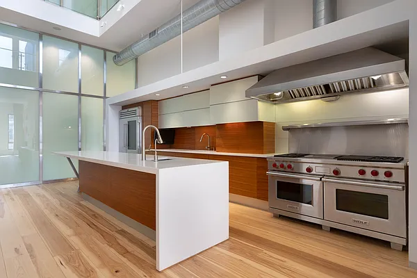 Rented by Sutton Park Realty LLC | media 15