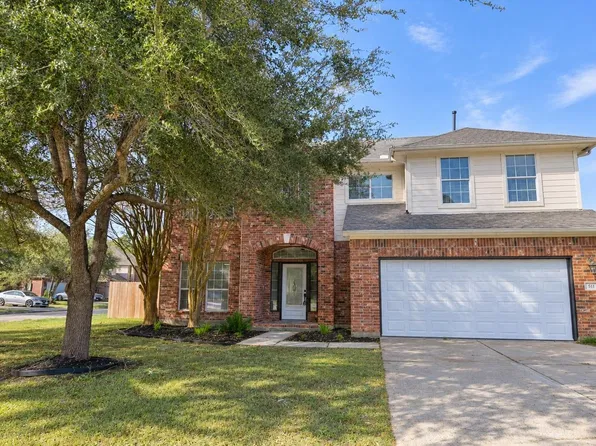 511 Briscoe Ct, Dickinson, TX 77539