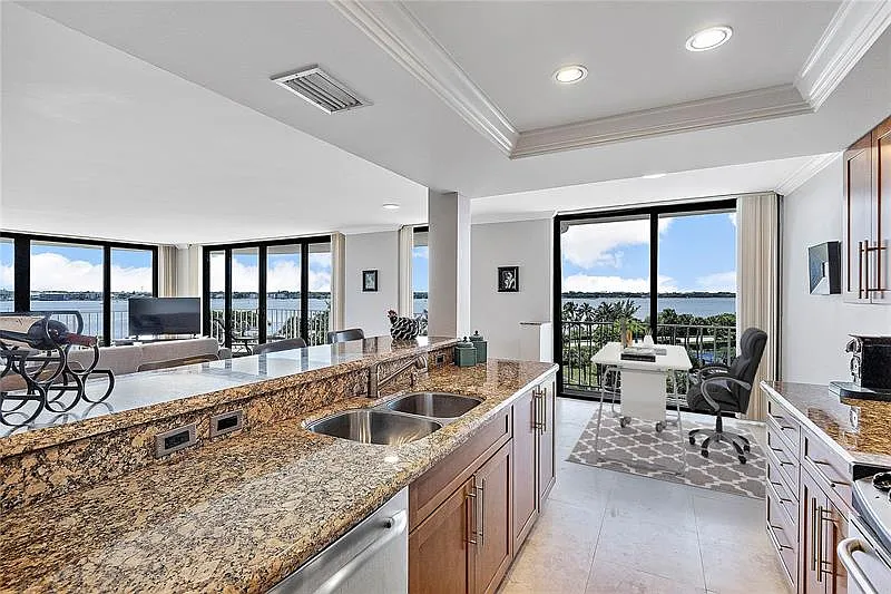 3400 S Ocean Blvd #5AII