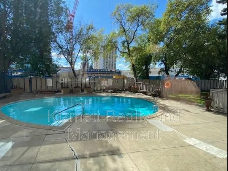 10140 120th St NW #1105 — Photo 2