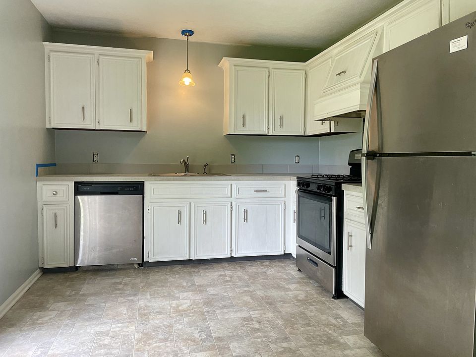 1st image of 2126 2126/2128 Breton Ave SE #2126