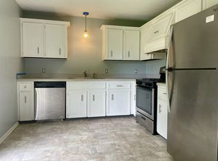 2126 2126/2128 Breton Ave SE #2126, Grand Rapids, MI 49546