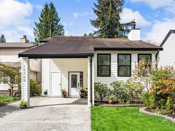 19764 Wildcrest Ave, Pitt Meadows, BC V3Y 1M2
