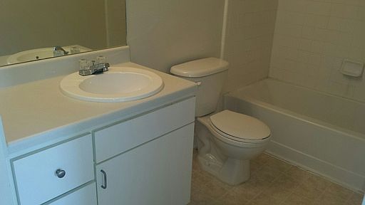 4th image of 18323 Bridle Club Dr