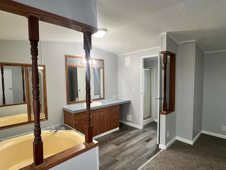 Southwoods MHP — Photo 13