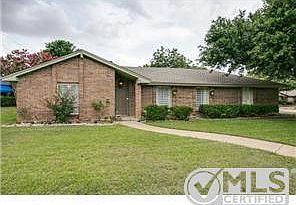 4th image of 3309 Lawndale Ave